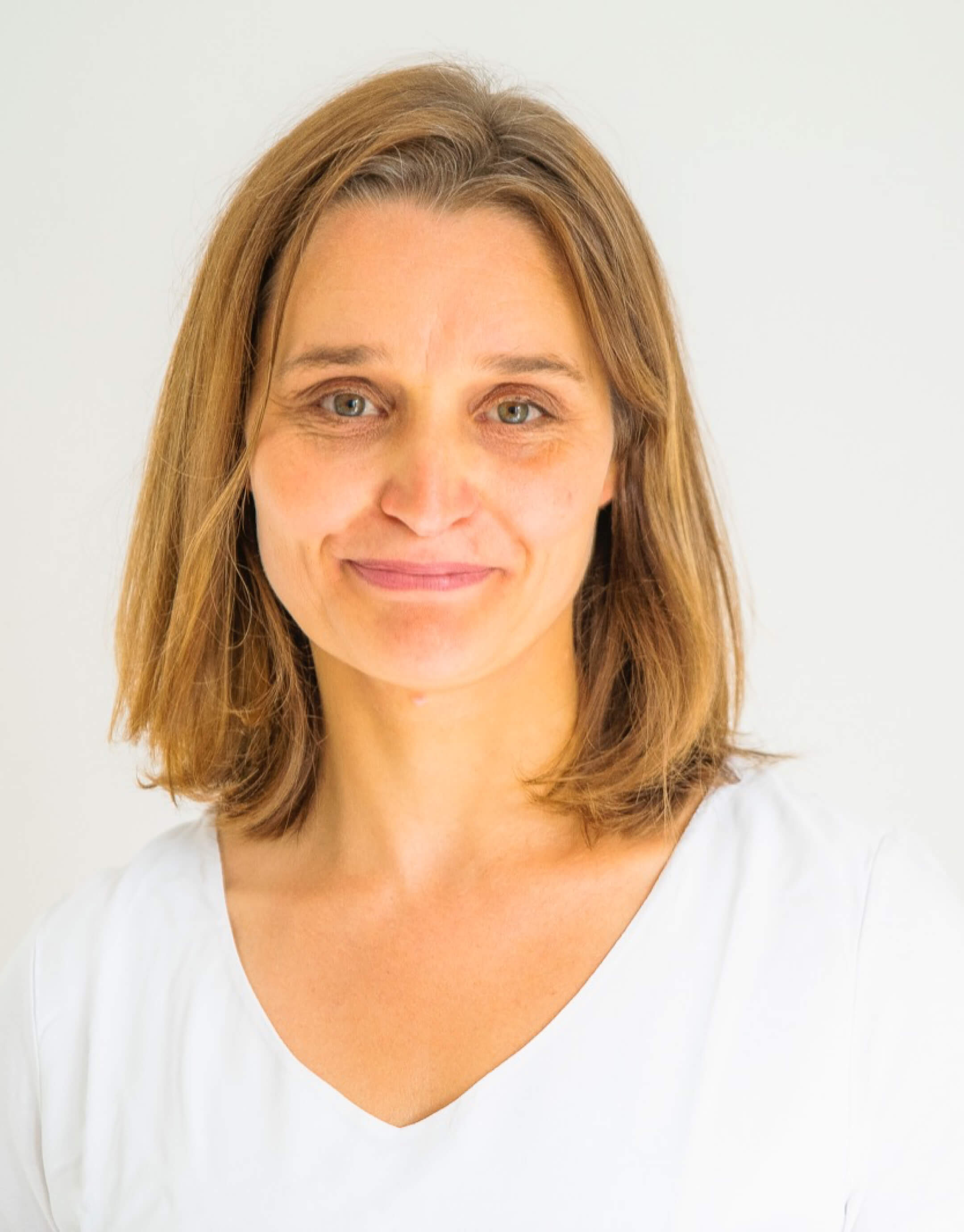 Dr. med. Julia Götsch, Fachärztin für Physikalische Medizin und Rehabilitation im Pazeider